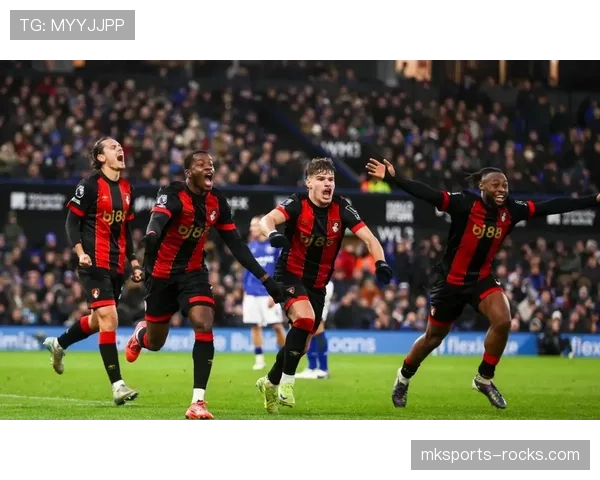 曼联重返欧冠难度加大，当前竞争形势对球队赛季走势形成制约